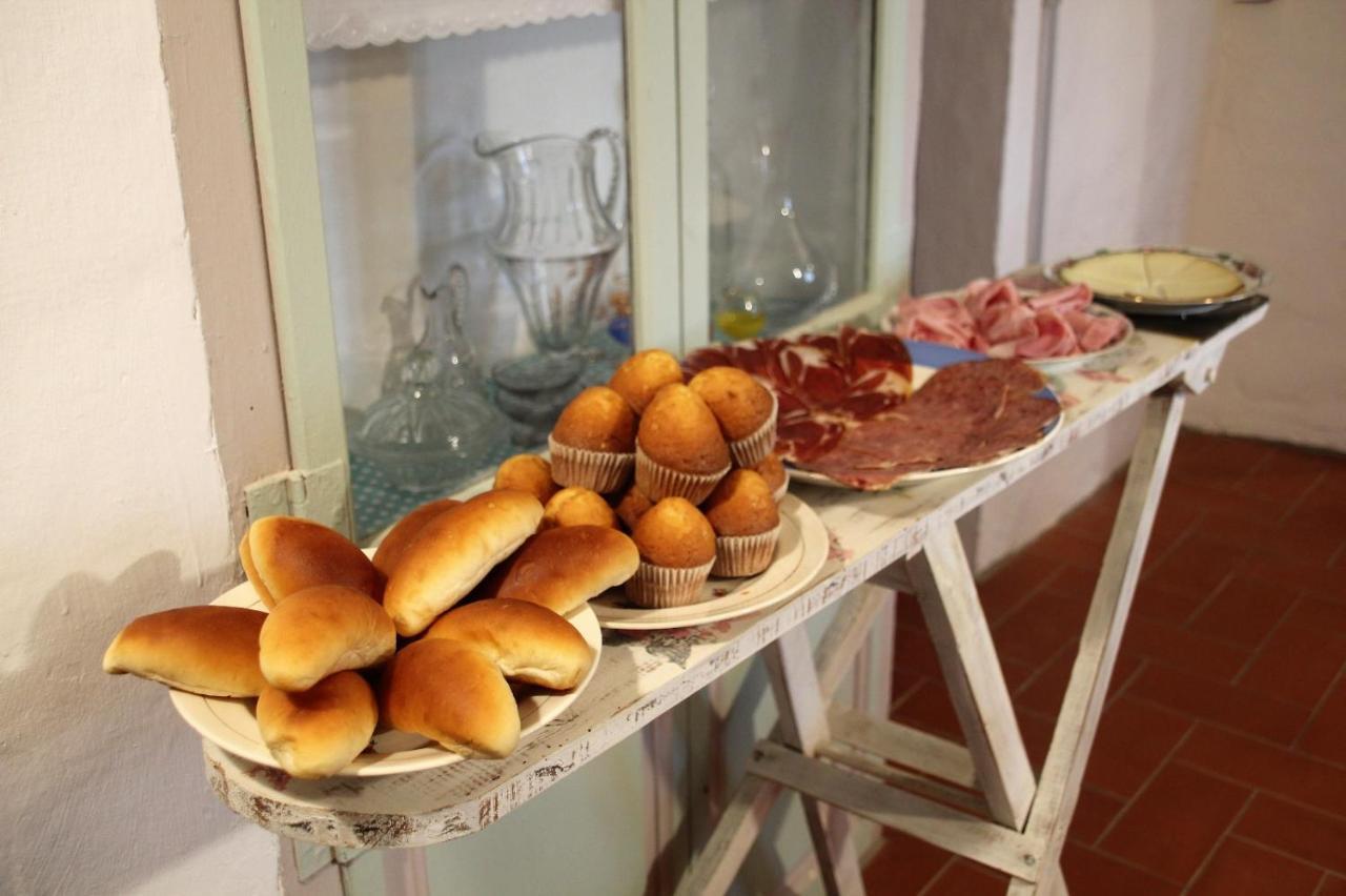 La Casa Dels Ocells (Adults Only) Bed & Breakfast Granollers de Florejacs Bagian luar foto